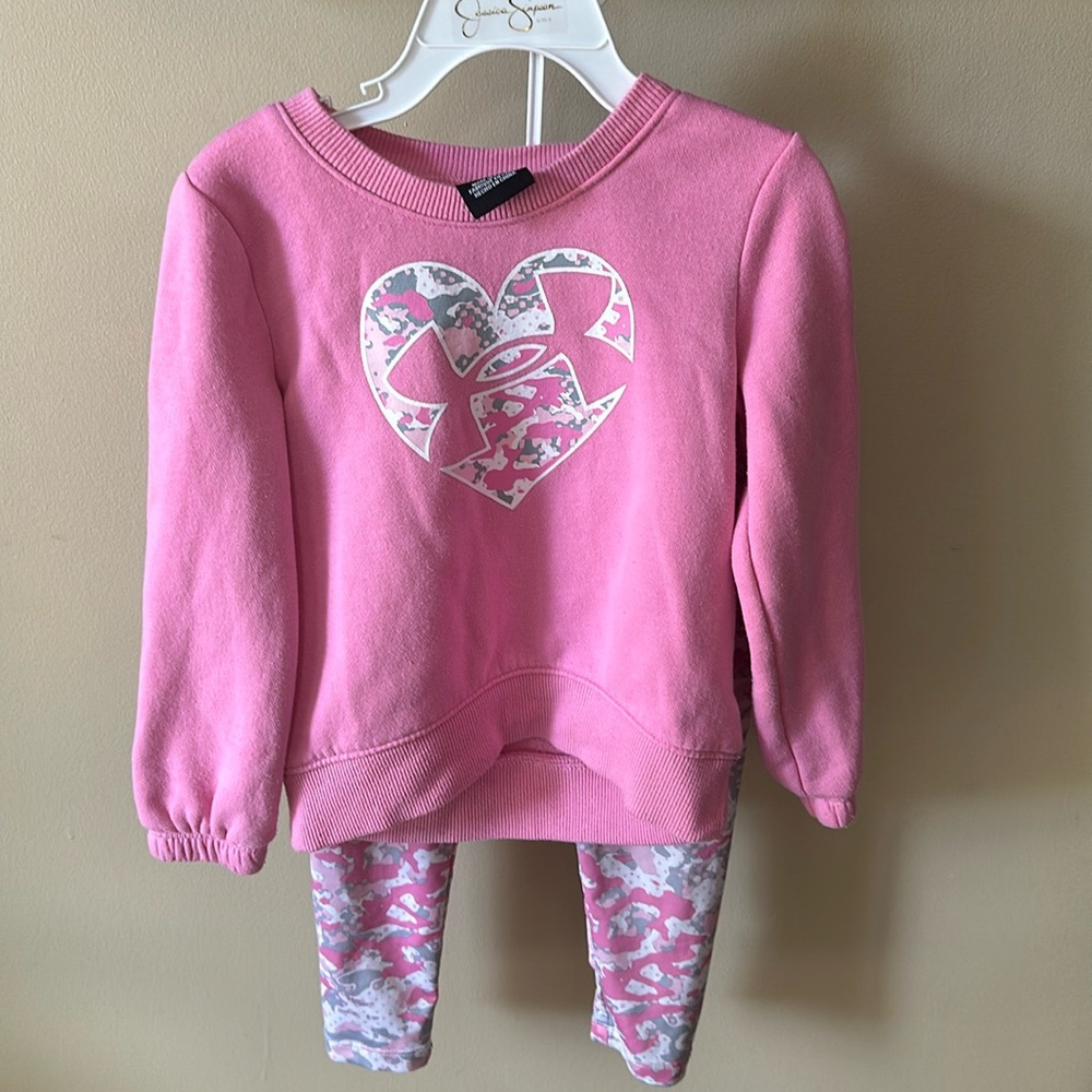 Girls’ 3T Under Armour pink camo set